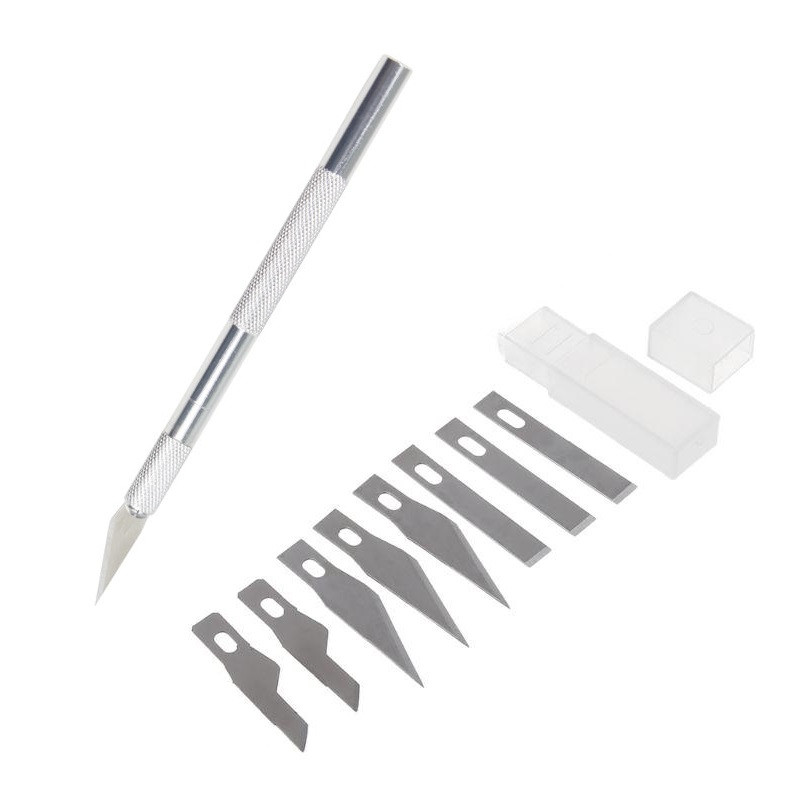 کاتر کد 101 به همراه 9 عدد تیغ یدک