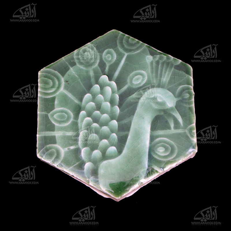 کاشی نقش برجسته طرح طاووس مدل 1118800010