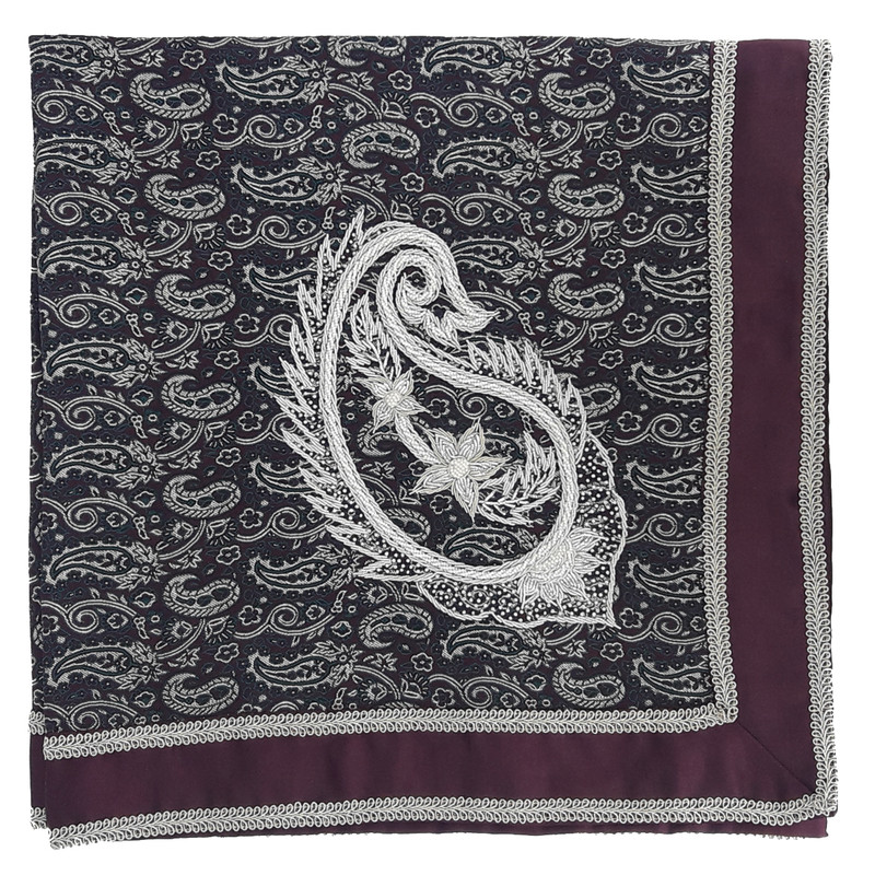 خرید و قیمت رومیزی سرمه دوزی مدل جقه