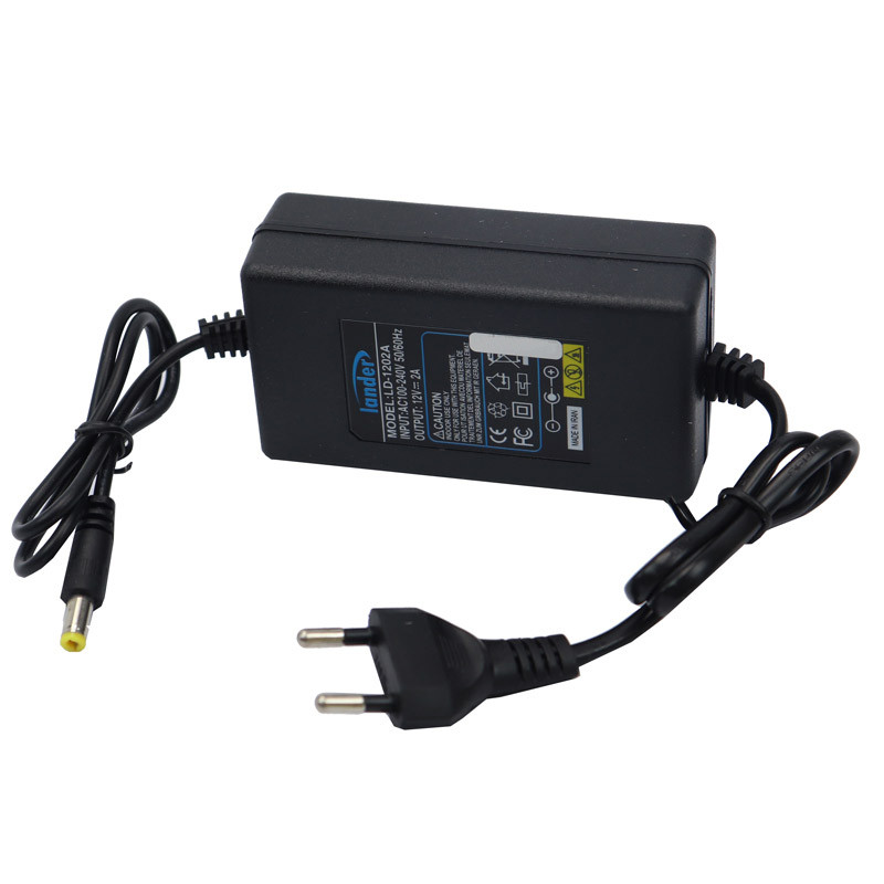 خرید و قیمت آداپتور 12 ولت 2 آمپر لندر مدل LD-1202A