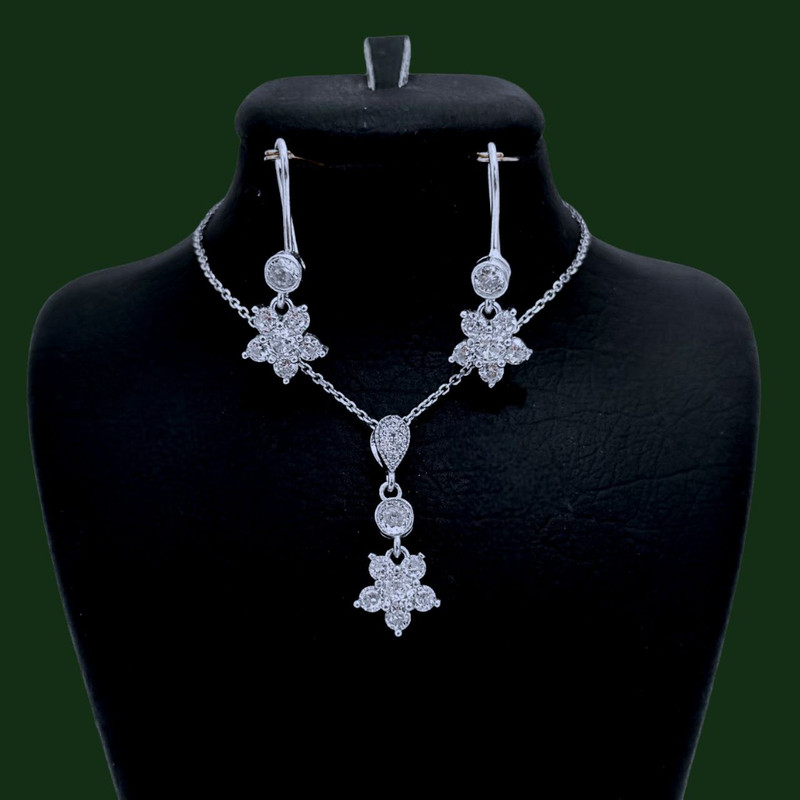 نیم ست نقره زنانه مدل فلاور ظریف کد reh-0198