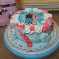 کیک تولد ابی صورتی دخترونه با کیک شکلاتی و فیلینگ گاناش و موز و گردو