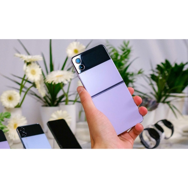 گوشی موبایل سامسونگ مدل Galaxy Z Flip4 تک سیم کارت ظرفیت 256 گیگابایت و رم 8 گیگابایت  33