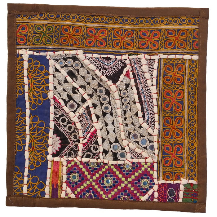 رومیزی سوزن دوزی مدل چهل تیکه عسلی کد KOH9