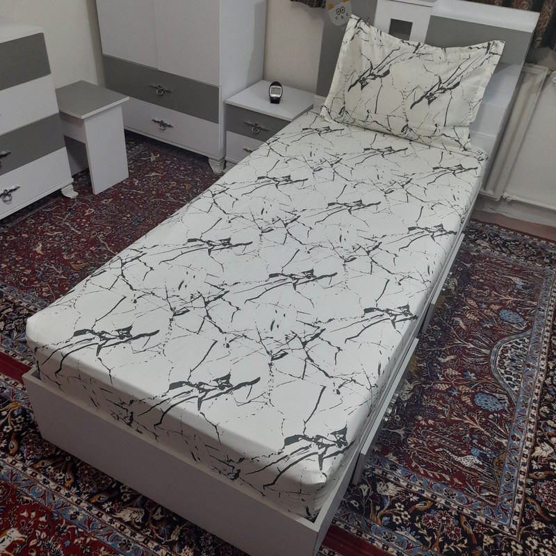 سرویس ملحفه مدل کشدوز niki08.25 طرح مرمر کد 100 یک نفره دو تکه