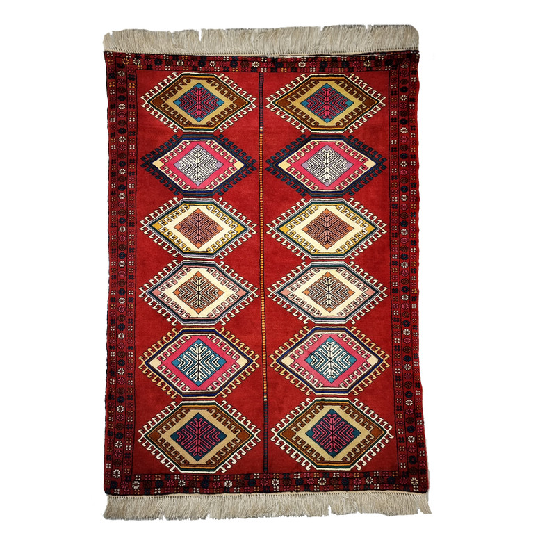 فرش دستبافت دو و نیم متری مدل هندسی