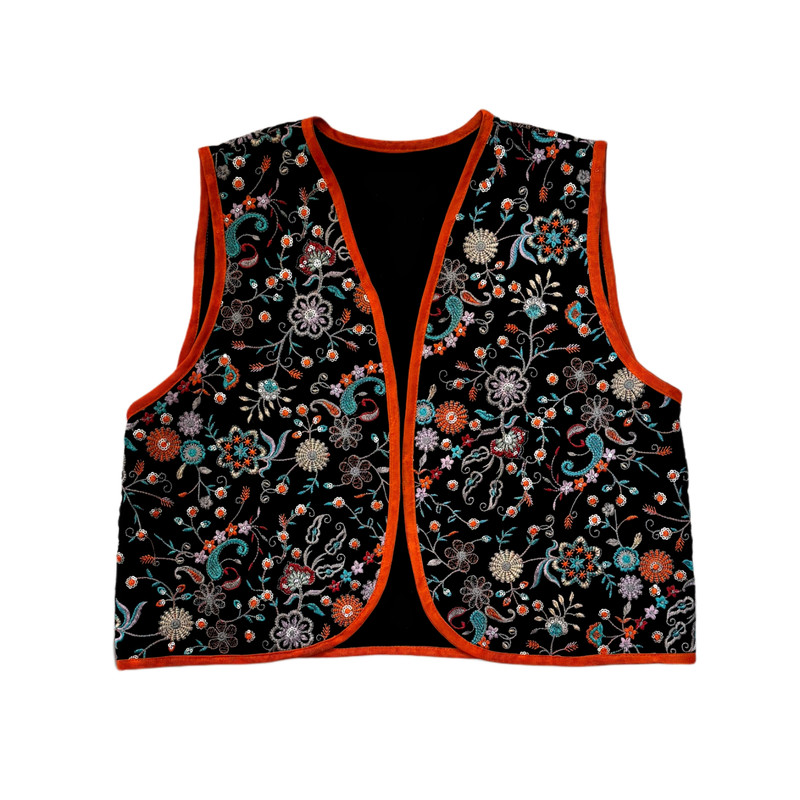 خرید و قیمت وست زنانه مدل سوزندوزی کد ۱۱۰