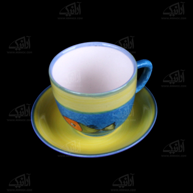 فنجان و نعلبکی سفالی نقاشی زیر لعابی رنگارنگ طرح ماهی مدل 1007800017