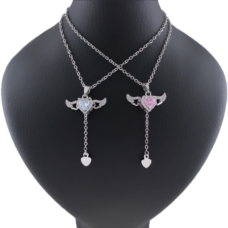 خرید و قیمت گردنبند دخترانه مدل قلب بالدار قلب فرشته با بال متحرک بسته 2 عددی