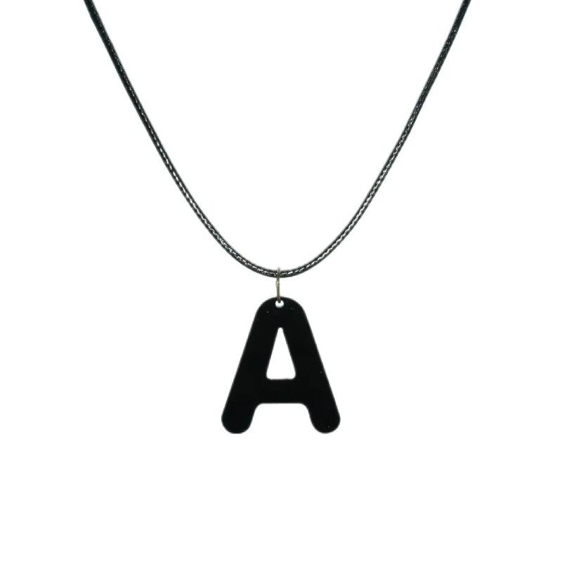 گردنبند مردانه مدل حروف انگلیسی طرح A