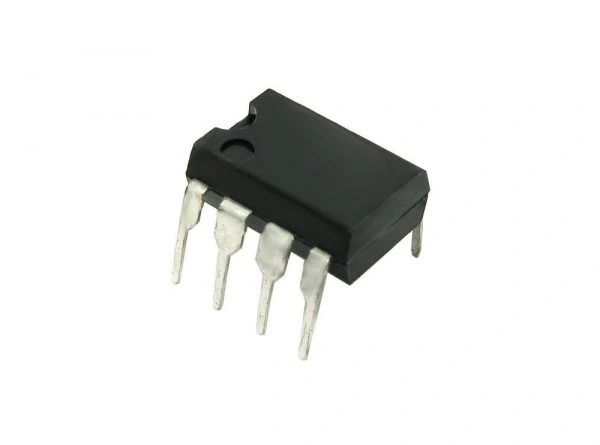 تراشه آمپلی فایر TDA2822M