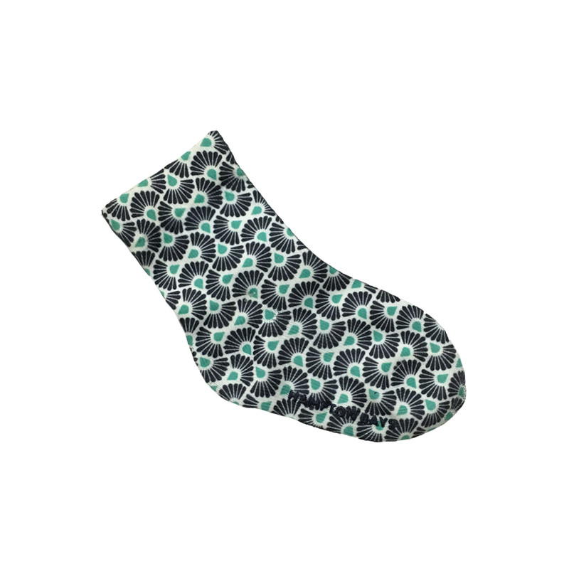 جوراب نوزادی جی بی سی مدل 074696