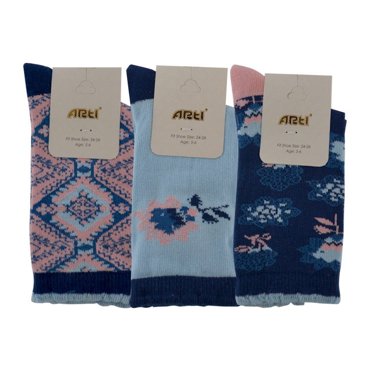 خرید و قیمت جوراب دخترانه آرتی مدل 200324 بسته 3 عددی