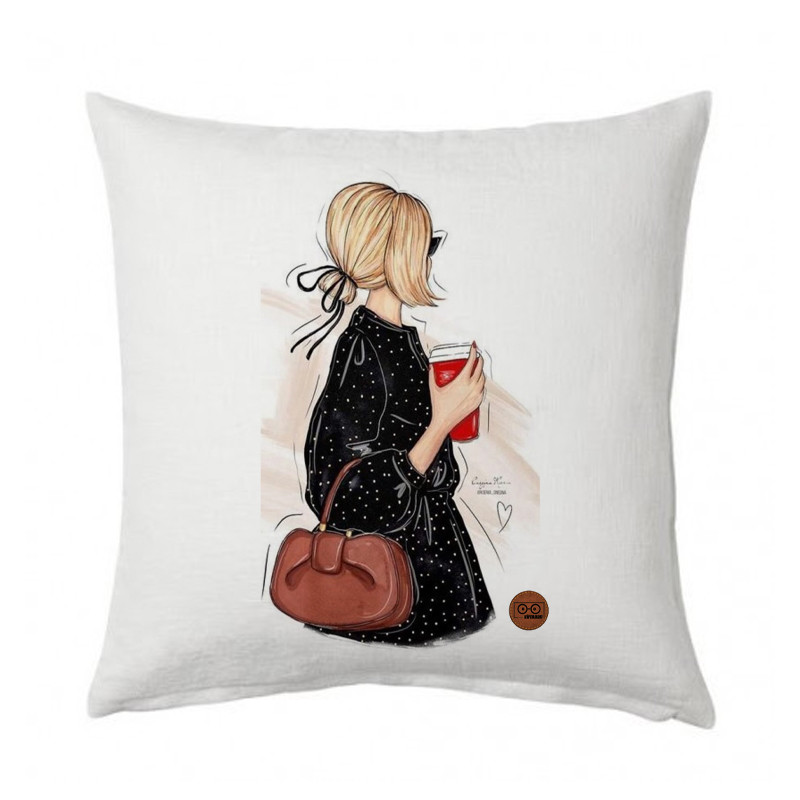 کوسن ویرمان مدل دختر