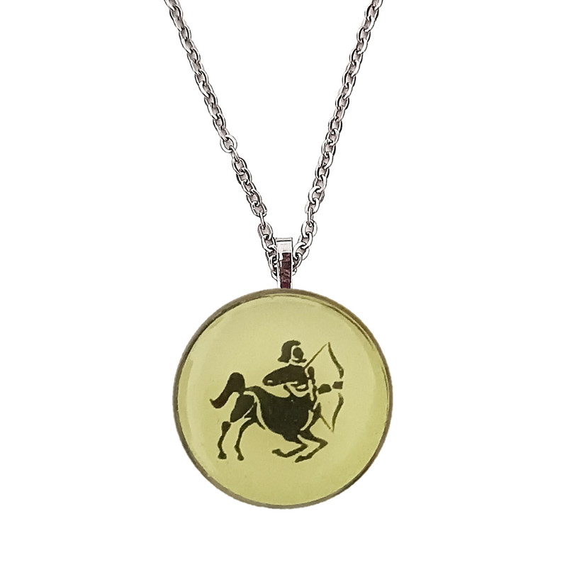 گردنبند مردانه مدل آذر ماه اسب با سیمای انسان شبتاب استیل