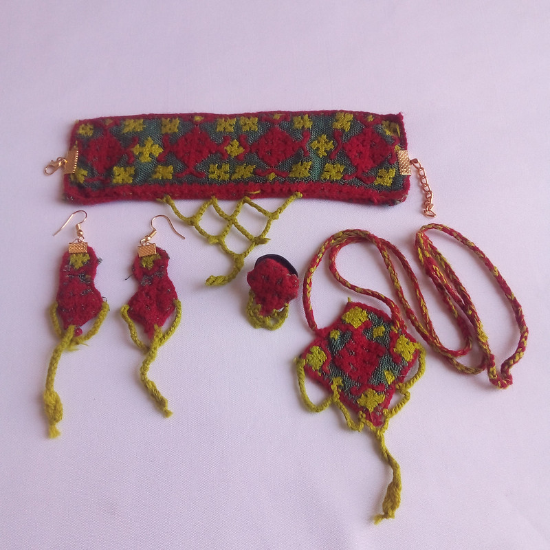 خرید و قیمت ست زیورآلات سوزن دوزی کد 001 مجموعه 5 عددی