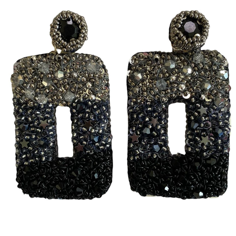 گوشواره دست ساز زنانه مدل جواهردوزی کد GH117