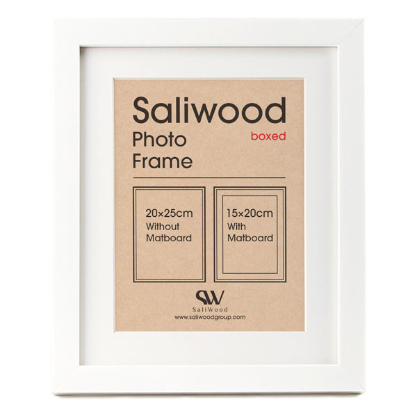 قاب عکس سالی وود مدل 215 کد FPWHT-22A-2025-101 سایز 20×25 سانتی متر