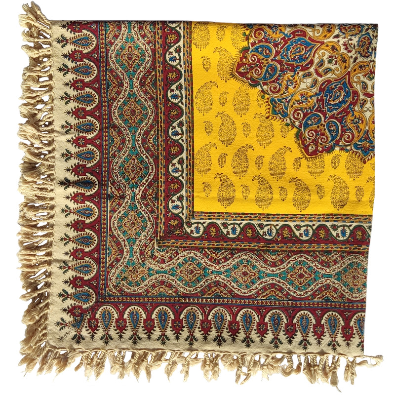 رومیزی قلمکار عطریان طرح خورشید کد G466