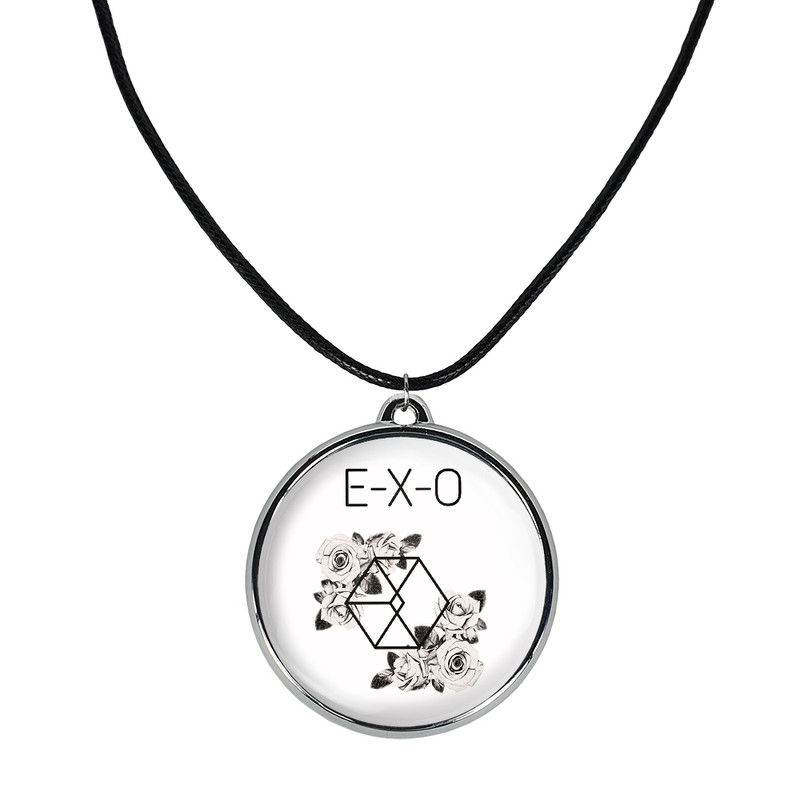 گردنبند خندالو مدل گروه موسیقی اکسو EXO کد 25342525